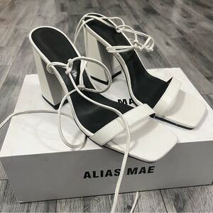 Alias Mae Willa Heel Open Toe Sandals- Ivory Leather, EUR 40